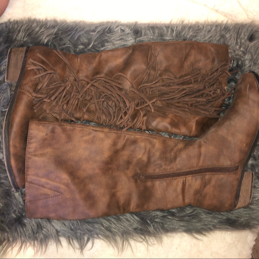 Brown ruffle tassel riding boots
